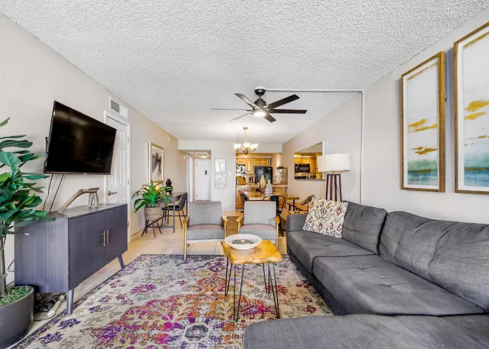 Maya 333b Apartment